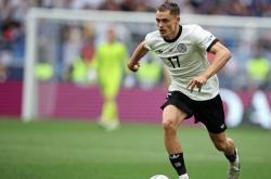 开云足球直播-卢森堡队欧预赛逆袭，大胜黑山