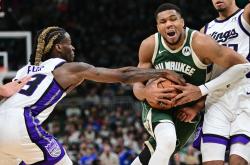 开云平台-热火险胜公牛，字母哥状态火热的简单介绍