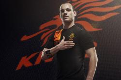 开云体育中国-赛道与球场的双重奏，F1街道赛焦点战与猛龙狂胜国王的狂想