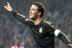 开云体育下载-拉什福德彻底打爆防线，佛罗伦萨火力压制比利亚雷亚尔，现代足球战术的极致演绎