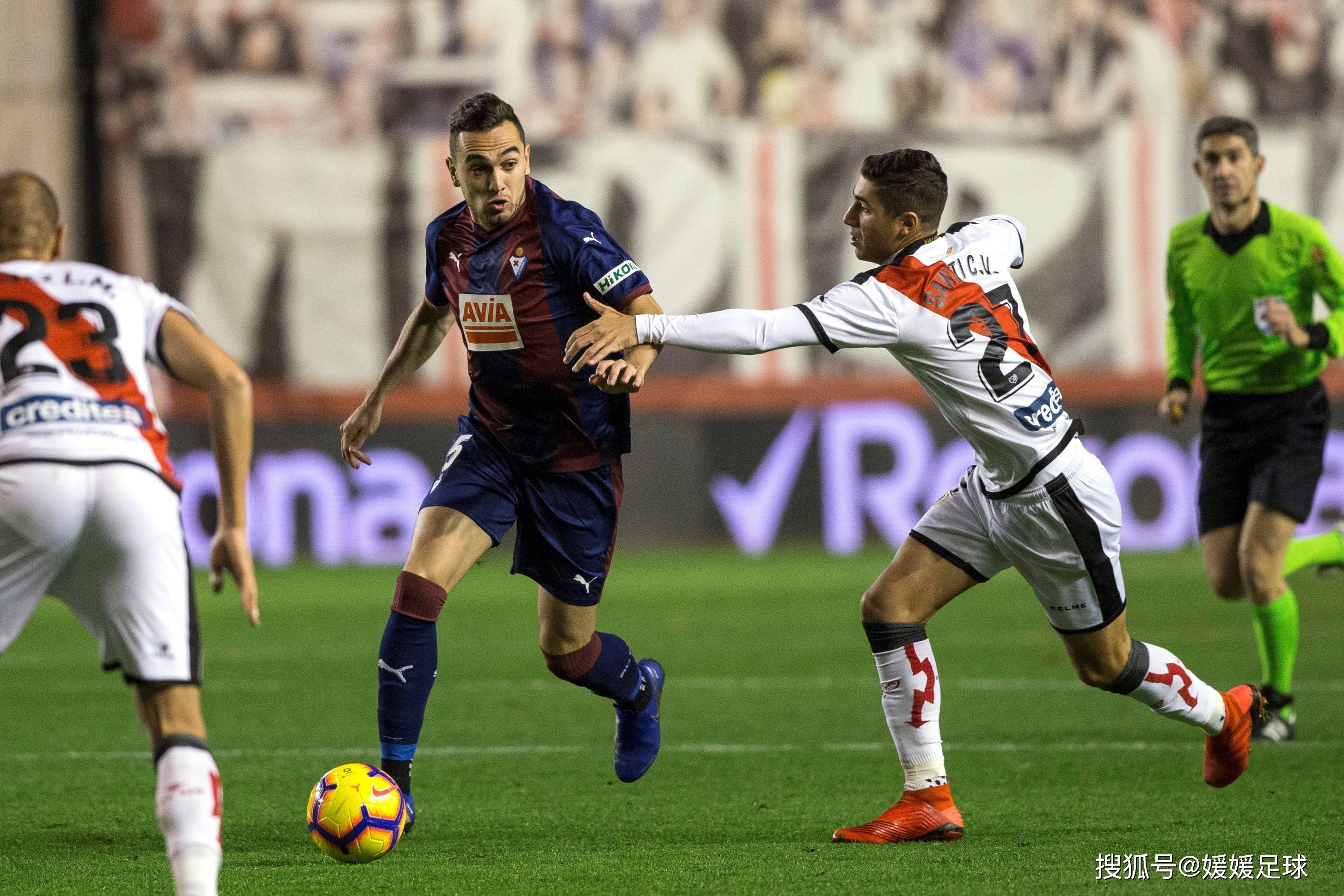 瓦伦西亚主场击败巴列卡诺,力保不败连胜 瓦伦西亚主场击败巴列卡诺,力保不败连胜