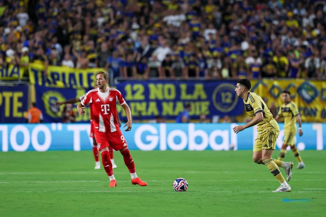 包含波兰逆转拜仁,蒂亚戈惊艳四座的词条 包含波兰逆转拜仁,蒂亚戈惊艳四座的词条