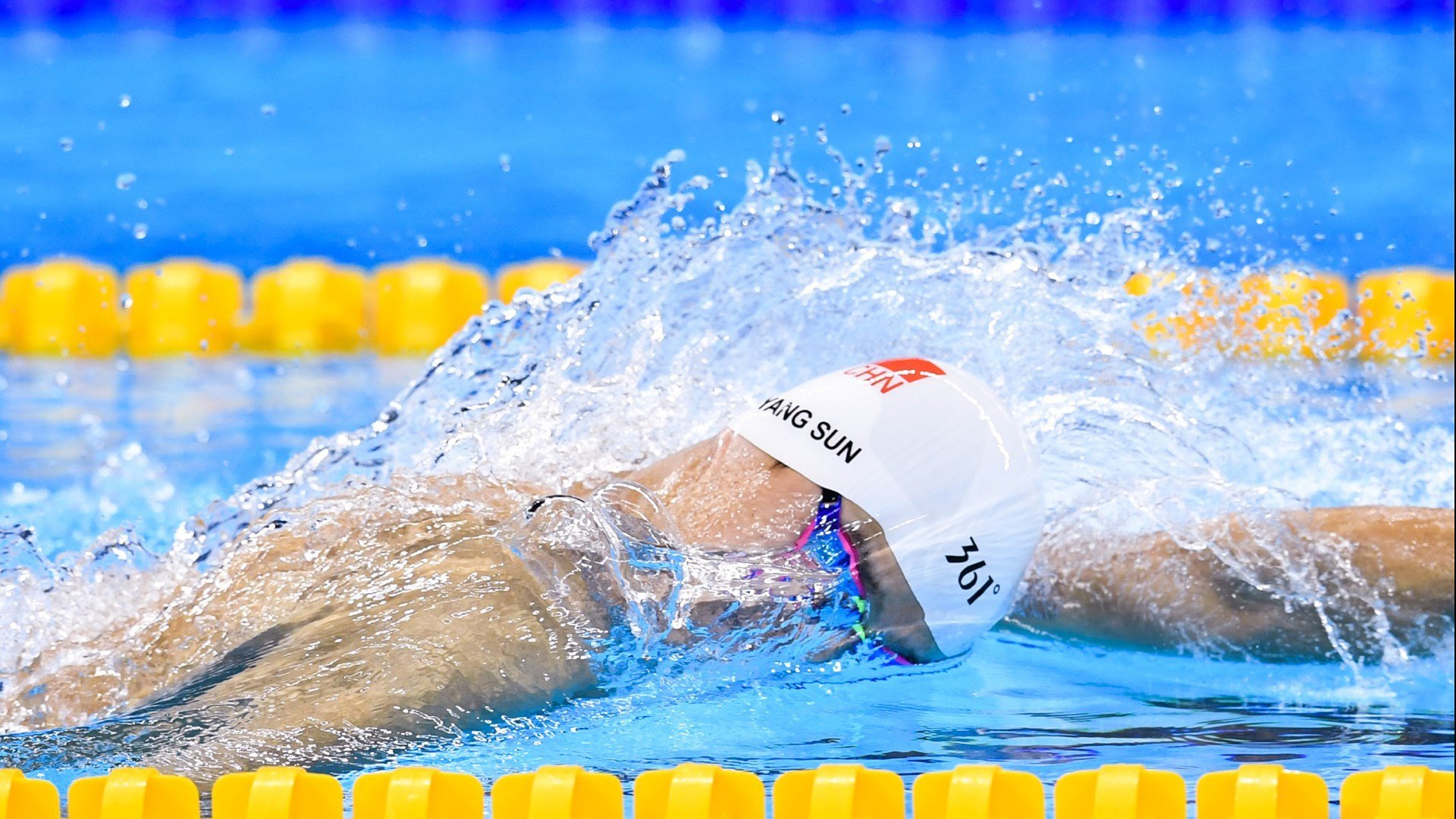 双星闪耀，雷恩末节封神与努涅斯生死接管，定义英雄的唯一性