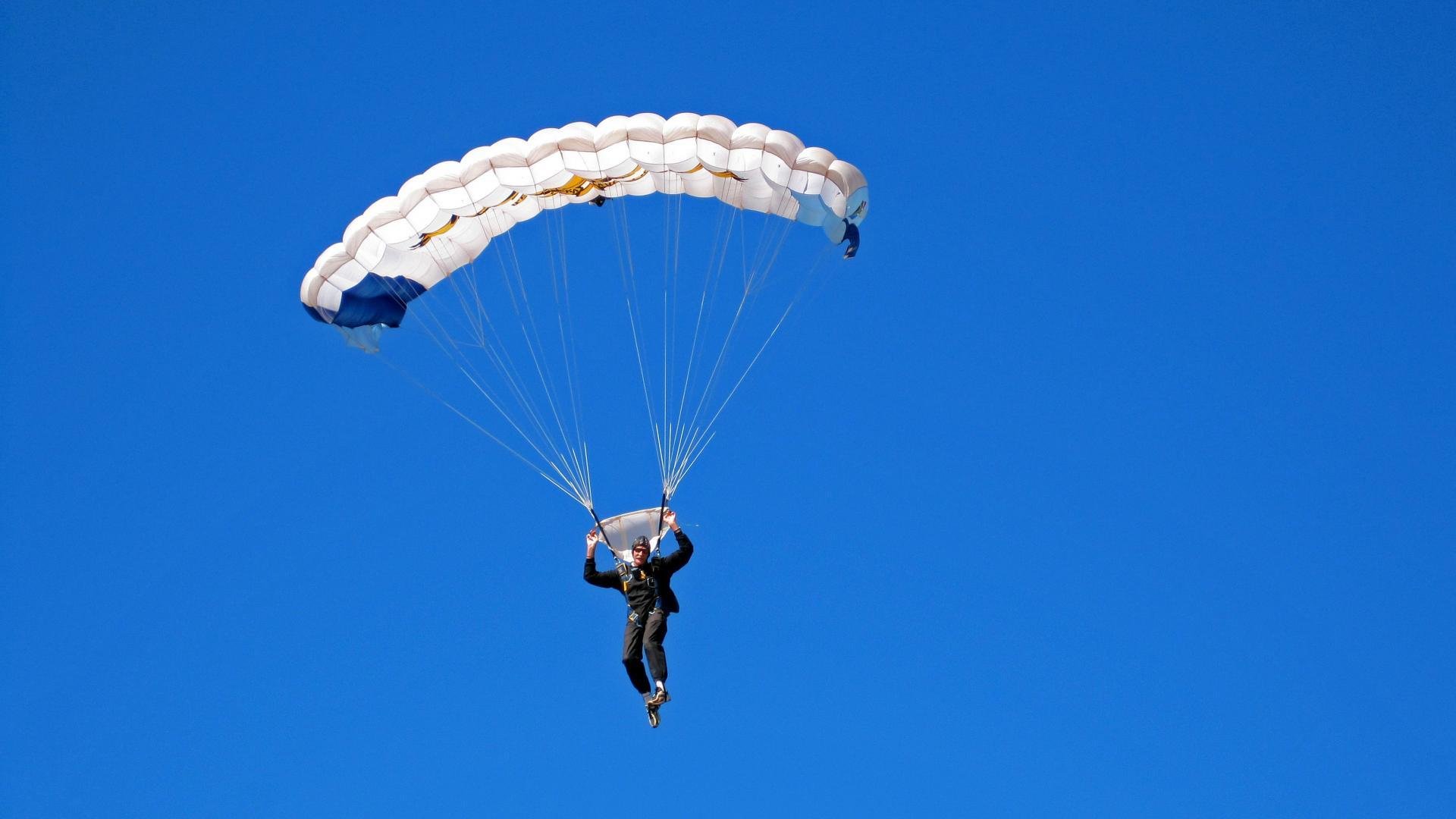 凯塞多惊艳四座，那不勒斯力克巴黎